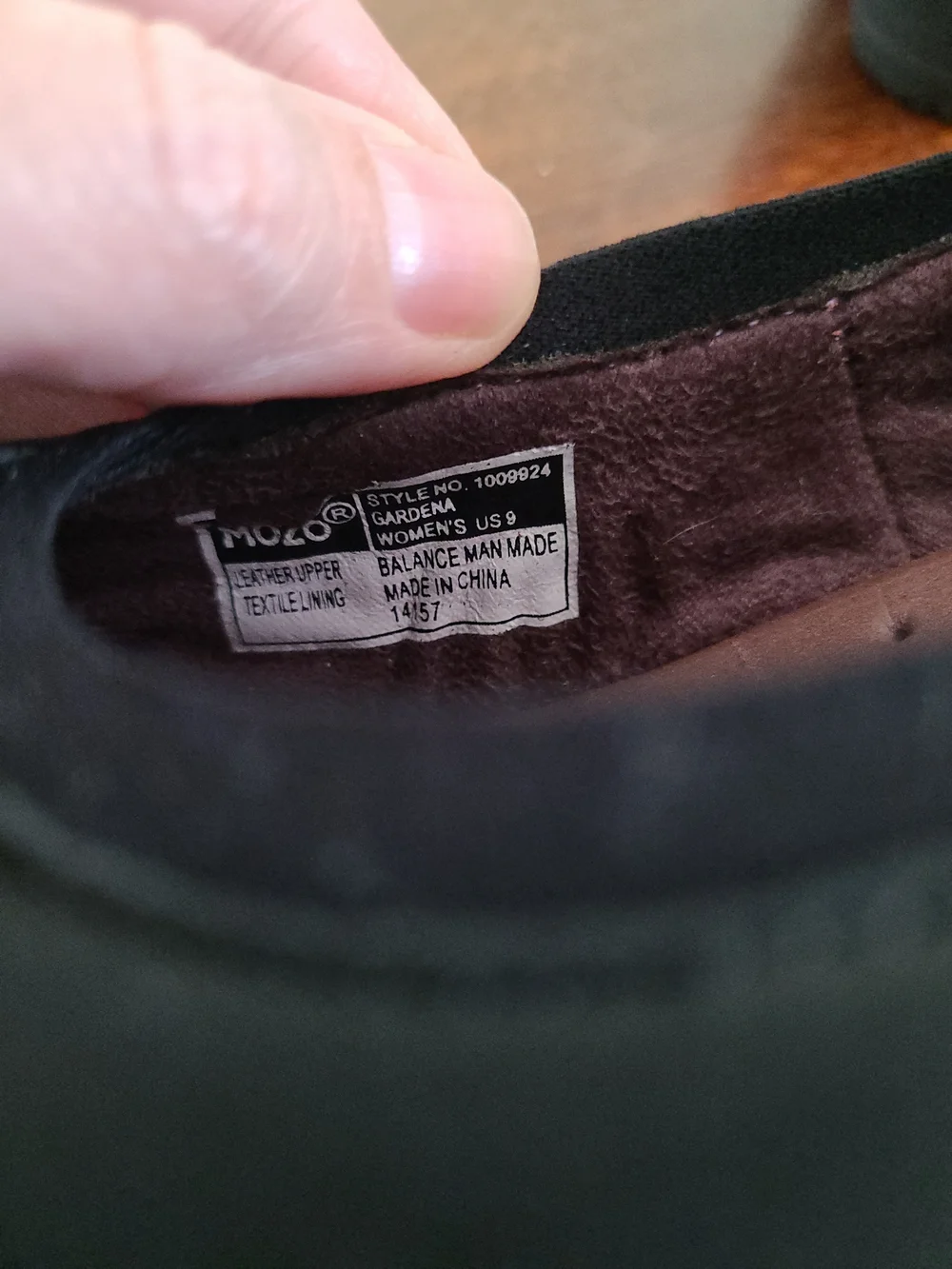 Mozo Gardena Black Leather Wedge Comfort Slip On Shoes Womens 9 work Shoes